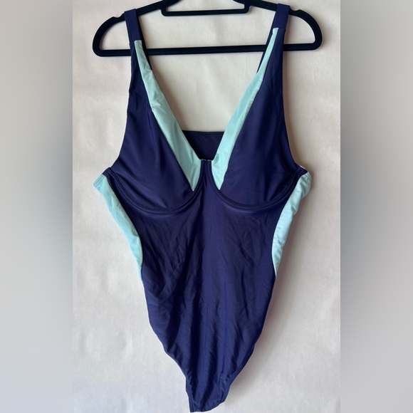 Women's Two-Tone Blue Swimsuit‎ size XXL NWOT - Picture 1 of 5